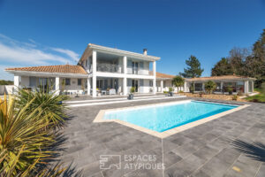 Jean-Luc Renouil - Photographe immobilier Dordogne - Façade et piscine