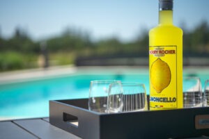 Photographe de chantier BTP & Génie civil — Nouvelle-Aquitaine 17 Piscine signée DUFLAM photographiée par Jean-Luc Renouil photographe et pilote de drone.