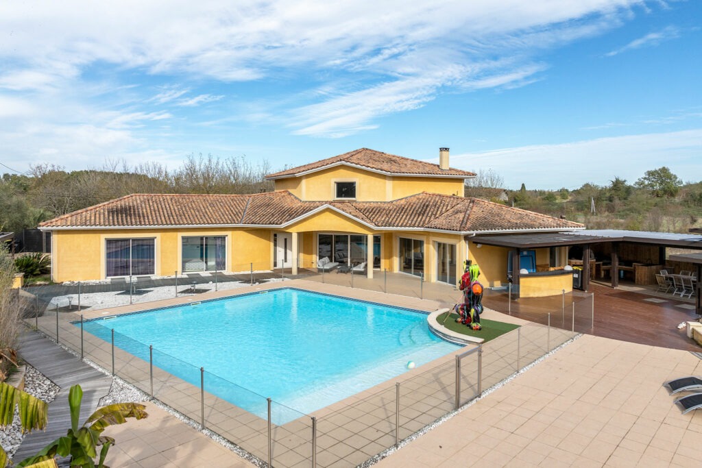 Villa contemporaine - Jean-Luc Renouil photographe immobilier et pilote de drone