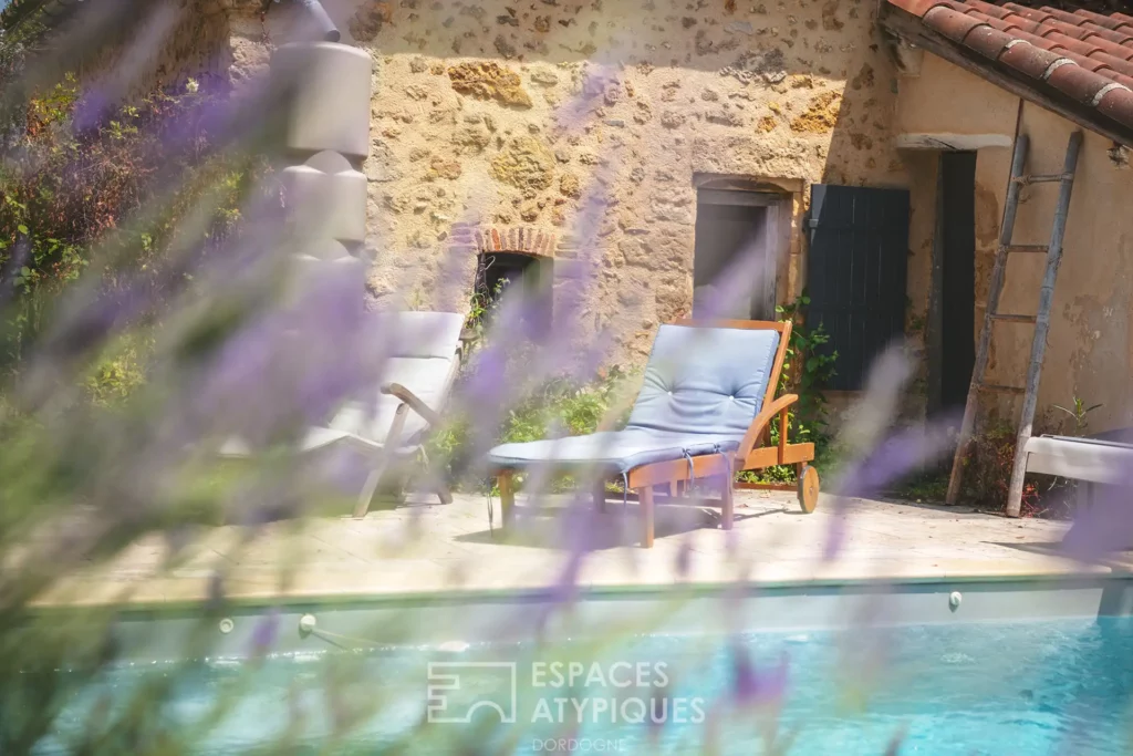 Maison de ville de caractère à Mussidan photographiée par Jean-Luc Renouil photographe immobilier et pilote de drone en Dordogne.