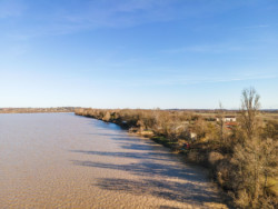 Vue aérienne de la Dordogne
