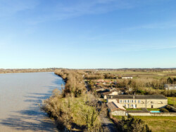 Vue aérienne de la Dordogne