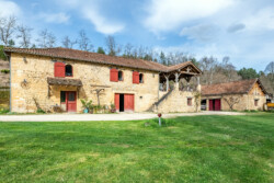 Immobilier Plazac - Façade