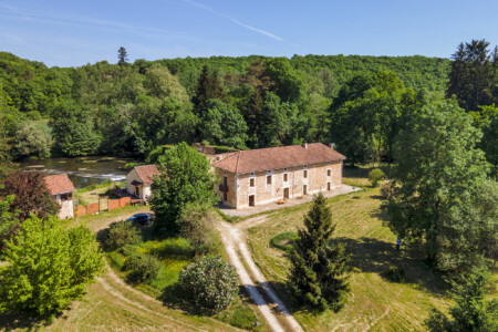 Vues aeriennes par drone 36 immobilier savignac - vue aérienne