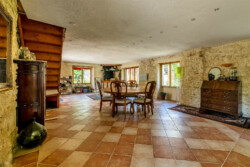 immobilier savignac - séjour