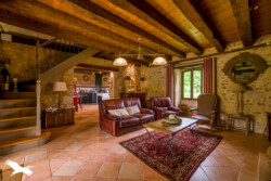 Immobilier Eyliac - séjour