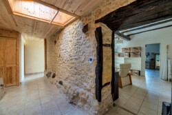 Immobilier Veyrines - couloir