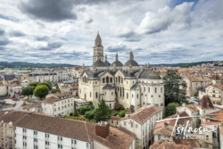 Vue sur la cathédrale Saint Front - Périgueux photographe pilote de drone