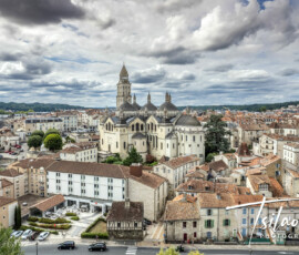 Vue sur la cathédrale Saint Front - Périgueux photographe pilote de drone