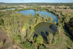 Immobilier Le Fleix - Vue aérienne de l'étang