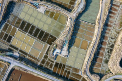 Survol des marais salants de Guérande