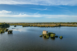 Survol en drone des marais de Brière
