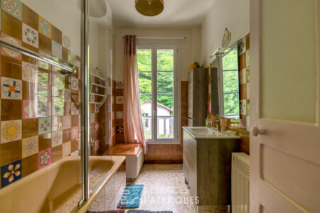 Immobilier Nontron - salle de bains gite