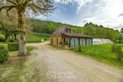 Immobilier Rouffignac - bâtiment d'accueil
