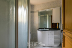 Immobilier Rouffignac - salle d'eau gîte 1