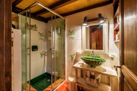 Immobilier Gaugeac - Salle d'eau