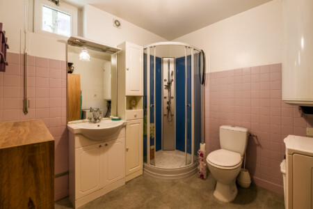 Immobilier Saint-PomPont - salle d'eau