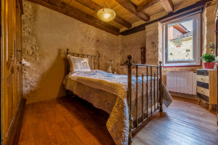 Immobilier Saint-PomPont - Chambre