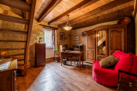 Immobilier Saint-PomPont - salon