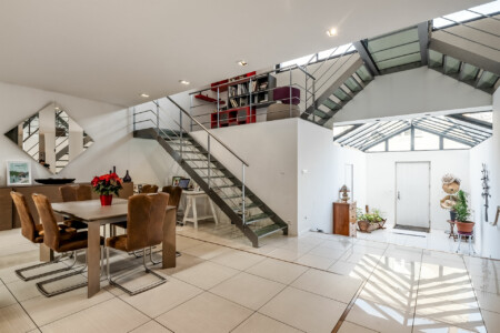 Immobilier Périgueux - Le coin séjour et l'entrée