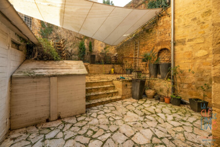 Immobilier Sarlat - Cour intérieure du restaurant
