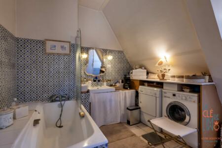 Immobilier Sarlat - Salle de bain appartement principal