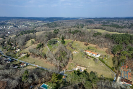 Immobilier Château l'Évêque - Vue aérienne drone