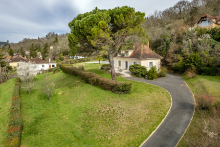 Immobilier Le Bugue - vue aérienne drone
