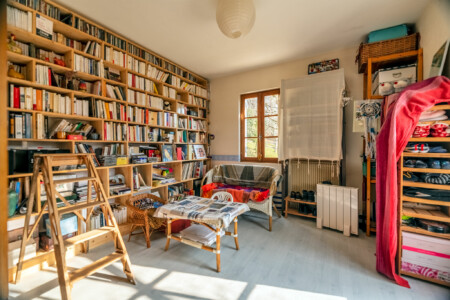 Immobilier Château l'Évêque - salon de lecture
