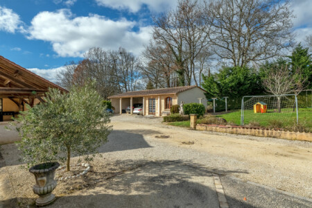 Immobilier Liorac - le garage