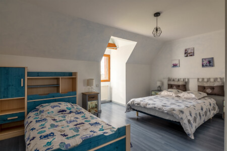 Immobilier Liorac - une des chambres de l'étage