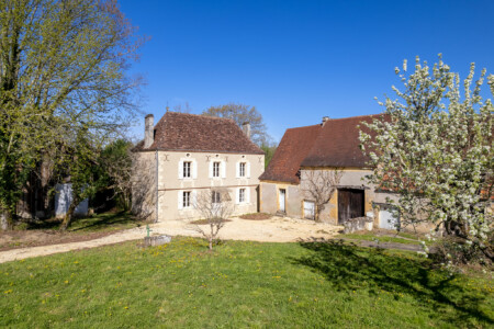 Immobilier Trémolat - vue aérienne par drone