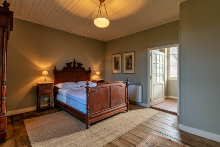 Immobilier Trémolat - chambre avec salle d'eau