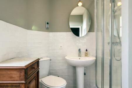 Immobilier Trémolat - salle d'eau
