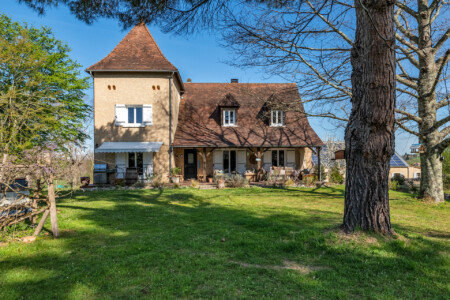 Immobilier Bergerac - Façade périgourdine contemporaine
