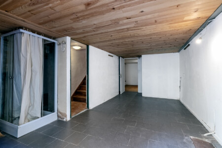 immobilier Bergerac - garage en rez de chaussée arrière