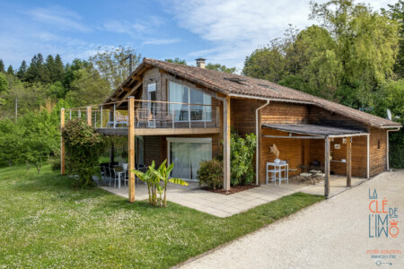 Immobilier Bassillac - Vue aérienne de la façade