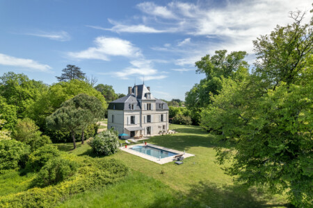 Immobilier Bergerac - Vue aérienne drone de la façade