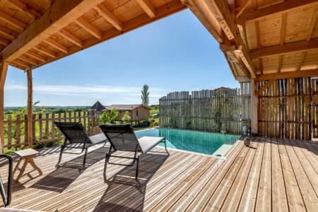 Immobilier Monbazillac - La terrasse d'un des chalets