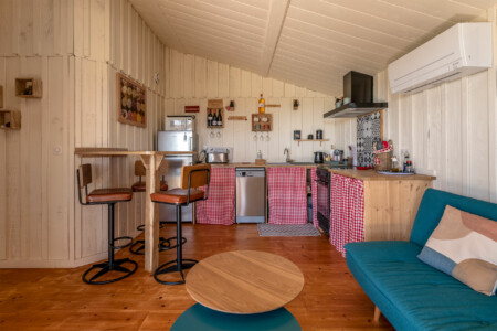 Immobilier Monbazillac - Le séjour d'un des chalets