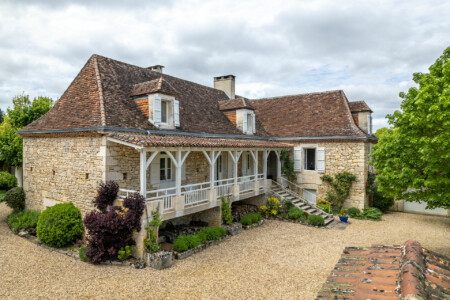 Photographe immobilier et pilote de drone - reportage immobilier en Dordogne