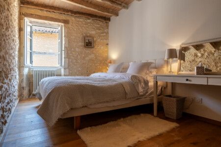 Immobilier NEUVIC - chambre rez-de-chaussée