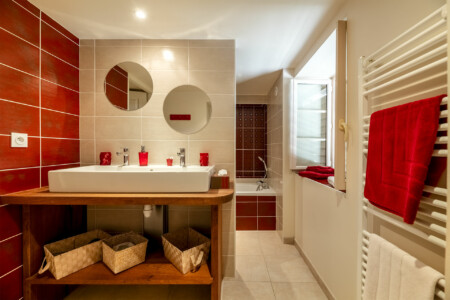 Immobilier Le Fleix 35 Immobilier Le Fleix - La salle de bain de la suite