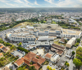 Pilote de drone immobilier en Nouvelle-Aquitaine – Photos & vidéos aériennes professionnelles 24 Photographe immobilier Dordogne - télépilote de drone - Périgueux