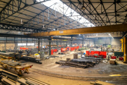 Reportage au cœur de l'industrie de la construction de bâtiments métalliques et des chantiers par Jean-Luc Renouil Photographe et pilote de drone en Dordogne.