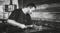 Reportage au cœur de l'industrie de la construction de bâtiments métalliques et des chantiers par Jean-Luc Renouil Photographe et pilote de drone en Dordogne.
