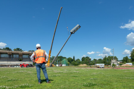 Intervention sur les pylones d'éclairage du stade Rongièras de Périgueux par Jean-Luc RENOUIL Photographe et pilote de drone en Dordogne