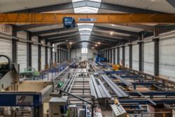 Reportage au cœur de l'industrie de la construction de bâtiments métalliques et des chantiers par Jean-Luc Renouil Photographe et pilote de drone en Dordogne.