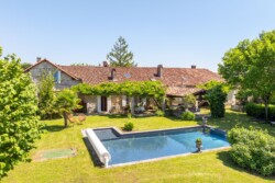 Immobilier Focus sur le mois de juin par Jean-Luc Renouil photographe et pilote de drone en Dordogne