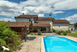Immobilier Focus sur le mois de juin par Jean-Luc Renouil photographe et pilote de drone en Dordogne
